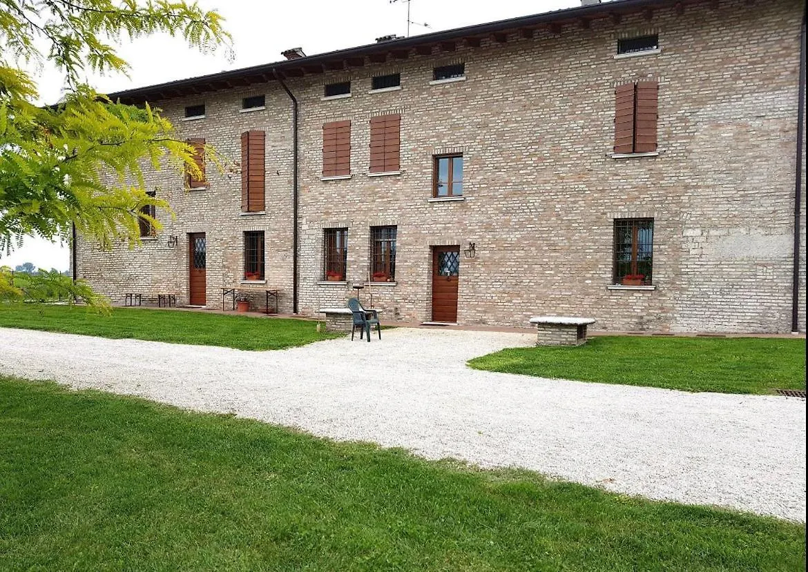 La Garzaga Turismo Rurale Ceresara Casa di campagna