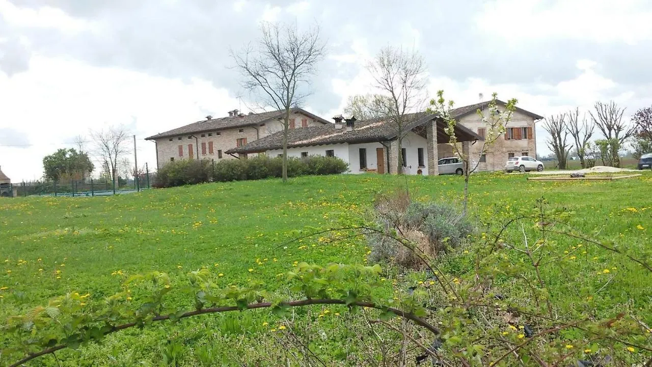 La Garzaga Turismo Rurale Ceresara Italia